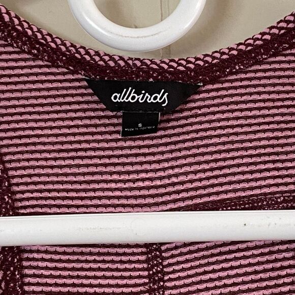 Allbirds Striped Racerback Tank Top Women’s Small Pink Burgundy Performance Acti - Picture 3 of 6